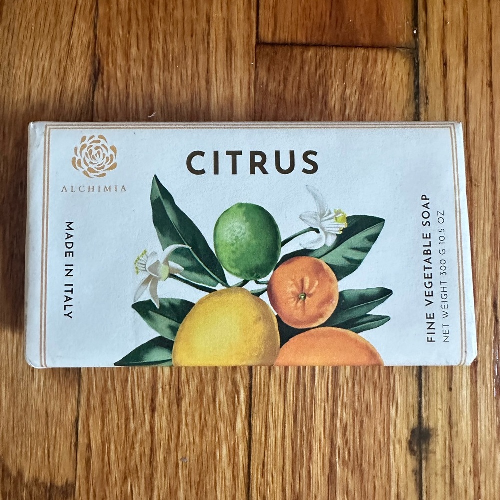 ALCHIMIA Citrus Fine Vegetable Soap Bar Made in Italy 10.5 Oz